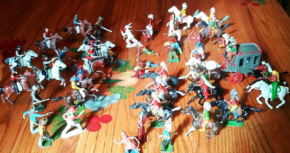 Giving Old Toy Soldiers a Second Chance by Restoring Them