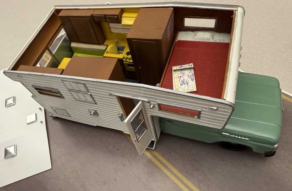 Dennis's 1 25 AMT Camper and Chad's AMT 1964 F 100 Truck