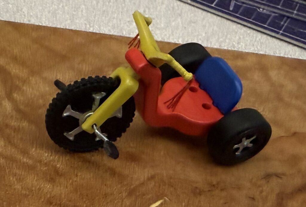 1 24 White Tank Models 3D Tricycle by Chad