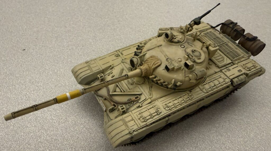 1 72 Revell T 72 Tank by Scott